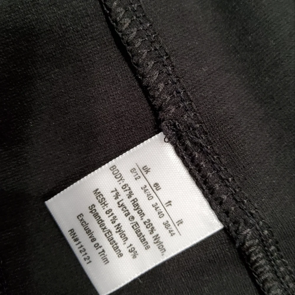 Spanx Wrap and Go Skirt-Wrap Size S/M